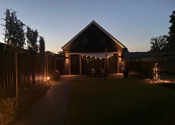 Holiday home Het Paradijs In