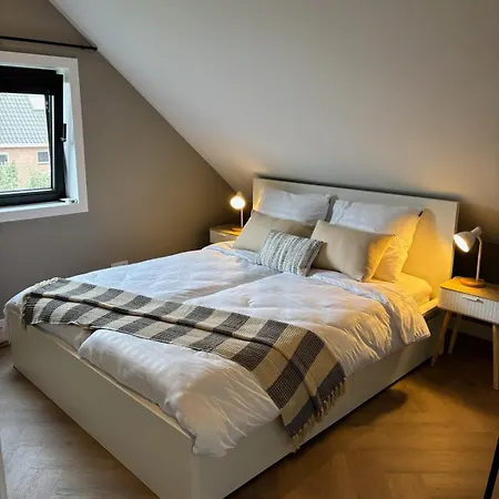 Het Paradijs In בארנפלד